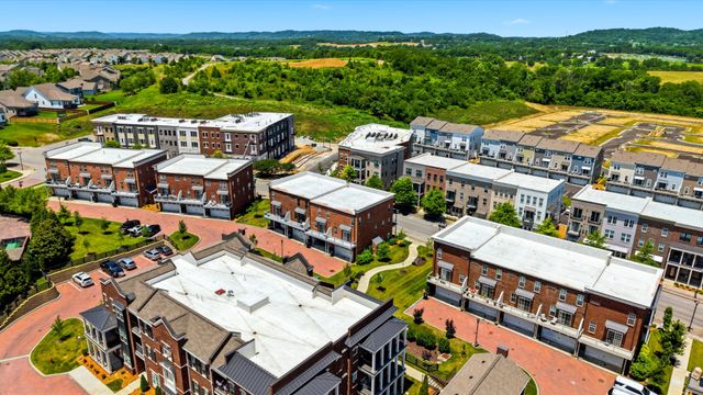 2031 Tollgate Blvd, Thompsons Station, TN 37179