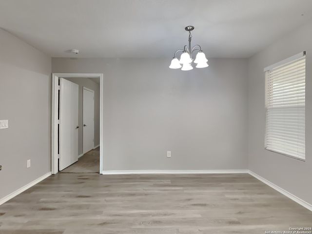 6647 Hartnet, Converse, TX 78109