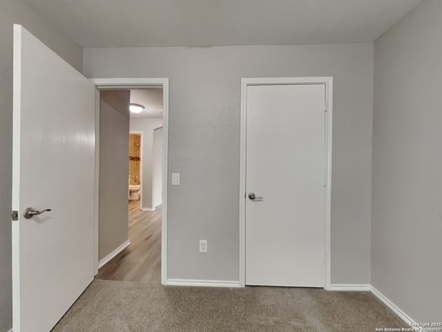 6647 Hartnet, Converse, TX 78109