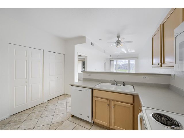 2894 W Riverwalk Cir B112, Littleton, CO 80123