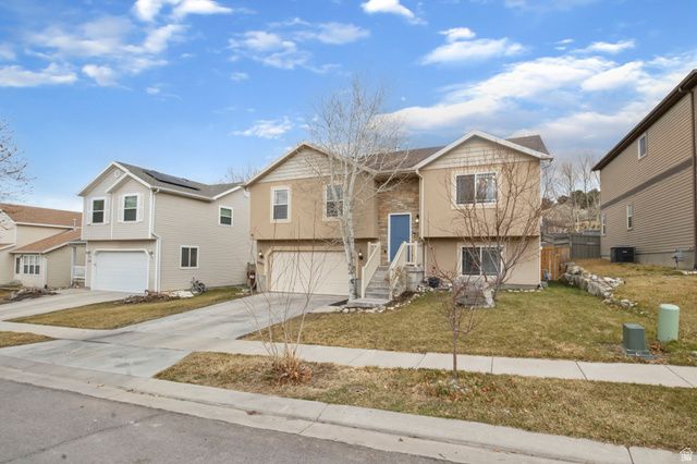 3992 E OFALLONS WAY, Eagle Mountain, UT 84005