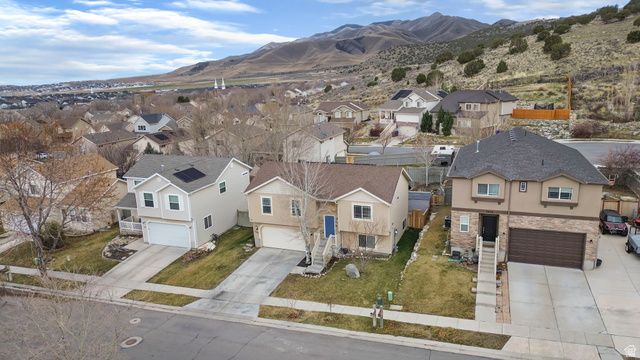 3992 E OFALLONS WAY, Eagle Mountain, UT 84005