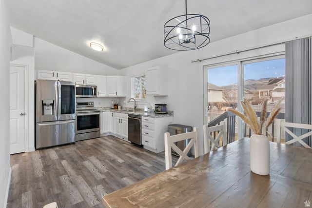 3992 E OFALLONS WAY, Eagle Mountain, UT 84005