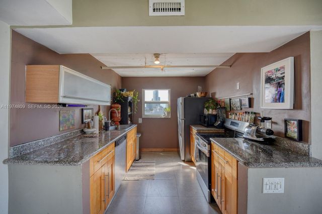 1345 West Ave 1004, Miami Beach, FL 33139