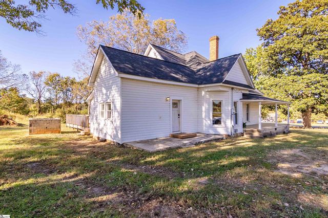 6025 Mountain View Road, Taylors, SC 29687