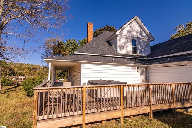 6025 Mountain View Road, Taylors, SC 29687