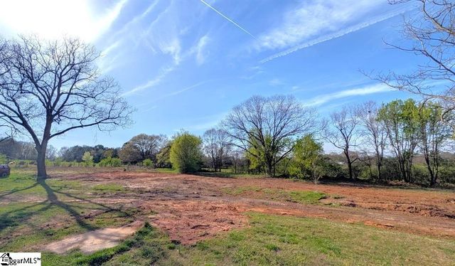 6025 Mountain View Road, Taylors, SC 29687