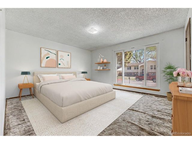 5009 Uvalda St, Denver, CO 80239