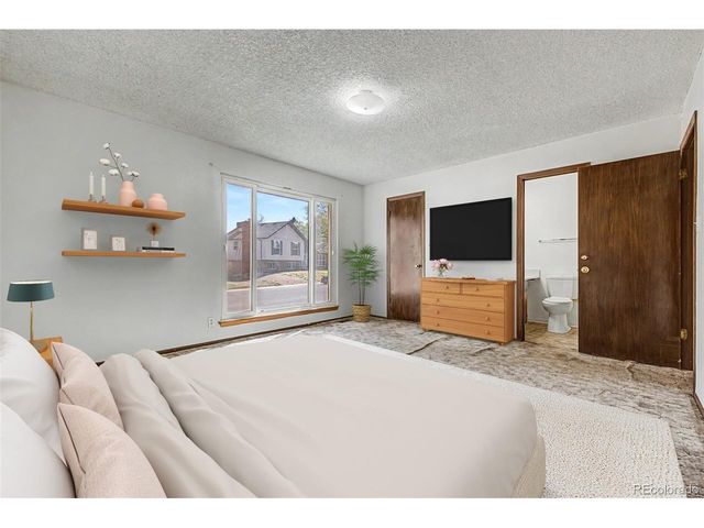 5009 Uvalda St, Denver, CO 80239