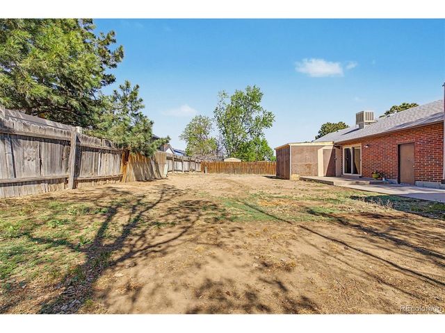 5009 Uvalda St, Denver, CO 80239