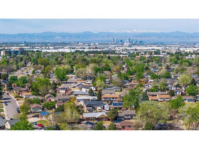 5009 Uvalda St, Denver, CO 80239