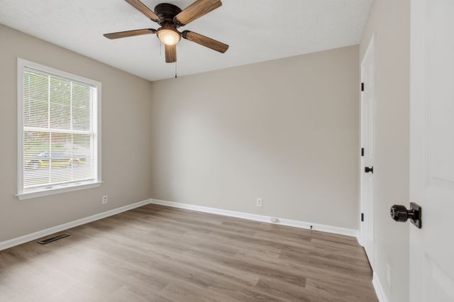 1320 Rice Hill Cir, Antioch, TN 37013