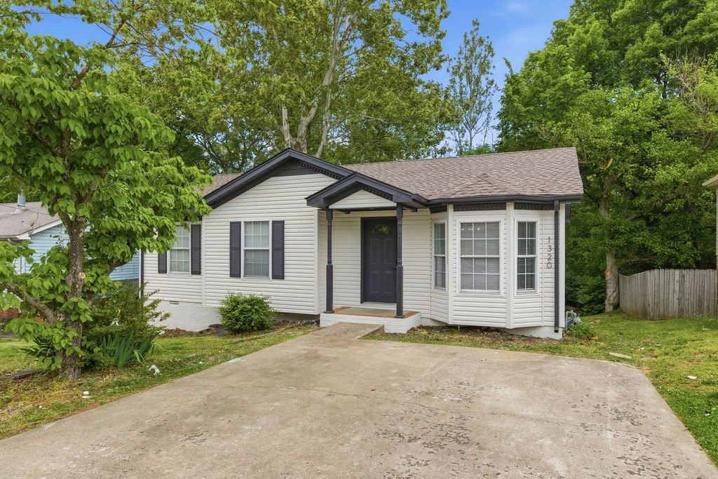1320 Rice Hill Cir, Antioch, TN 37013
