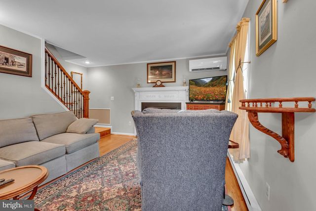 1005 HYDE PARK DR, Annapolis, MD 21403