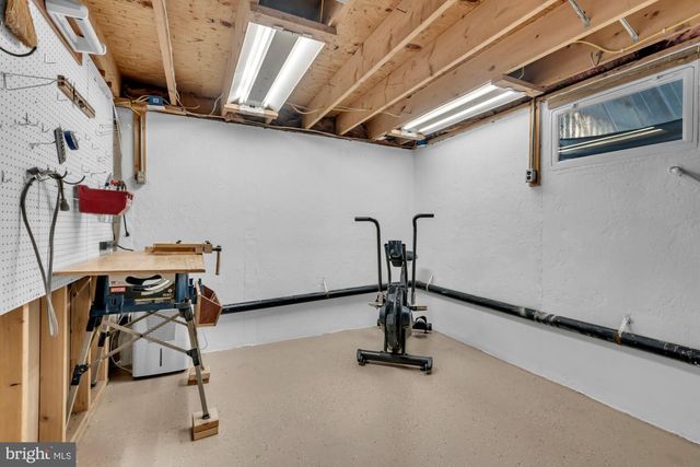 1005 HYDE PARK DR, Annapolis, MD 21403