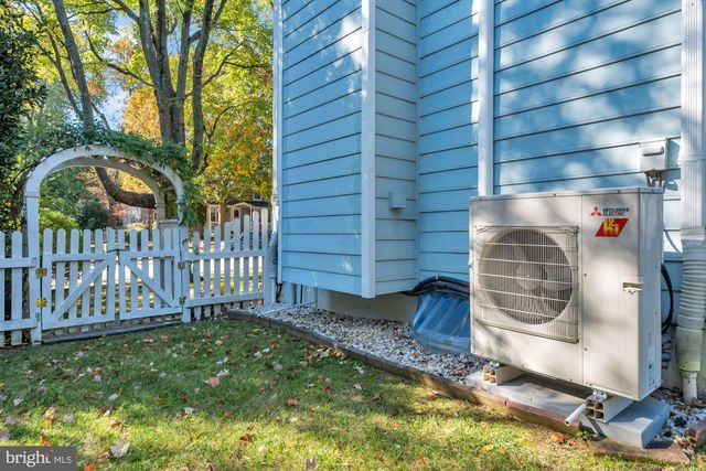 1005 HYDE PARK DR, Annapolis, MD 21403