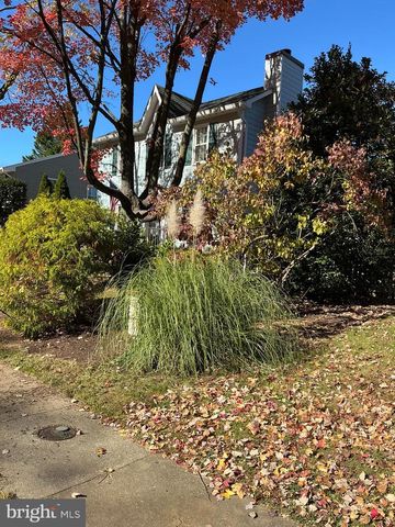 1005 HYDE PARK DR, Annapolis, MD 21403