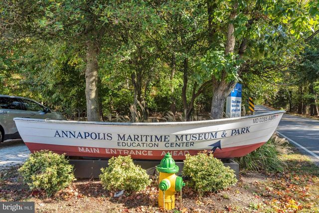 1005 HYDE PARK DR, Annapolis, MD 21403