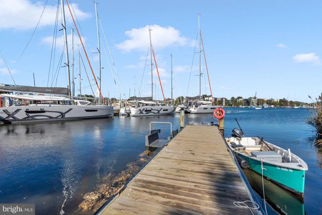 1005 HYDE PARK DR, Annapolis, MD 21403