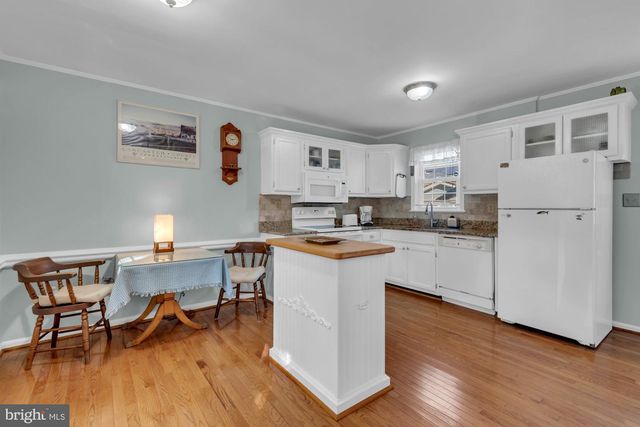 1005 HYDE PARK DR, Annapolis, MD 21403