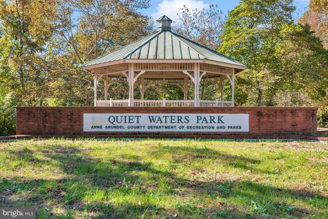 1005 HYDE PARK DR, Annapolis, MD 21403