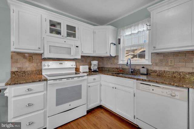 1005 HYDE PARK DR, Annapolis, MD 21403