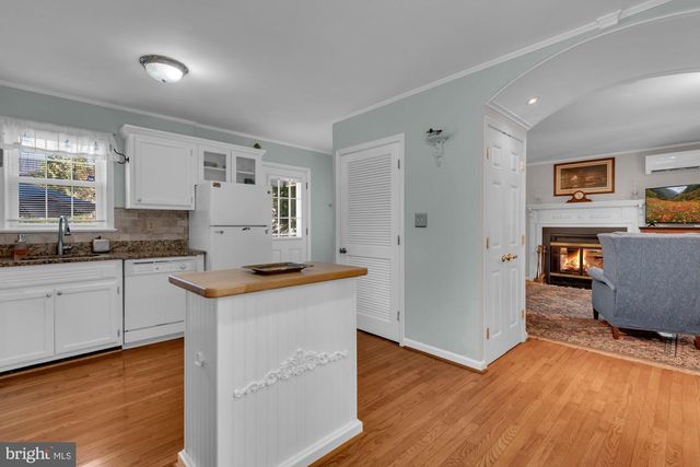 1005 HYDE PARK DR, Annapolis, MD 21403