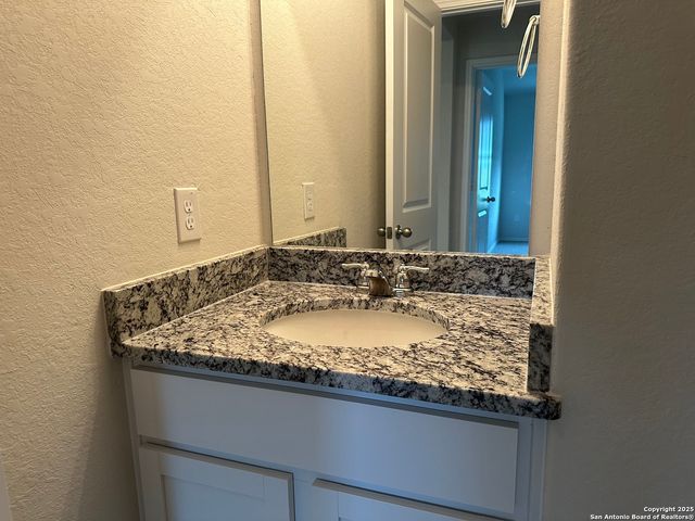 3926 COPPER RIV, Bulverde, TX 78163