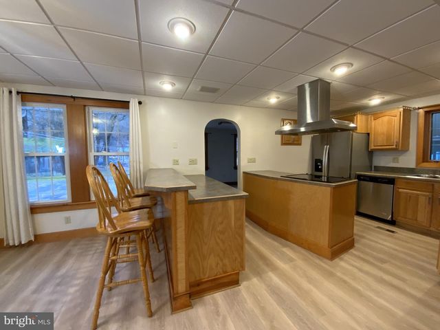 1100 CENTER ST, Coal Township, PA 17866