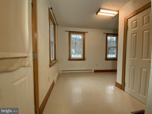 1100 CENTER ST, Coal Township, PA 17866