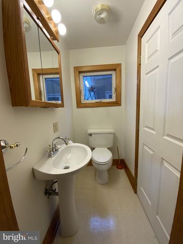 1100 CENTER ST, Coal Township, PA 17866