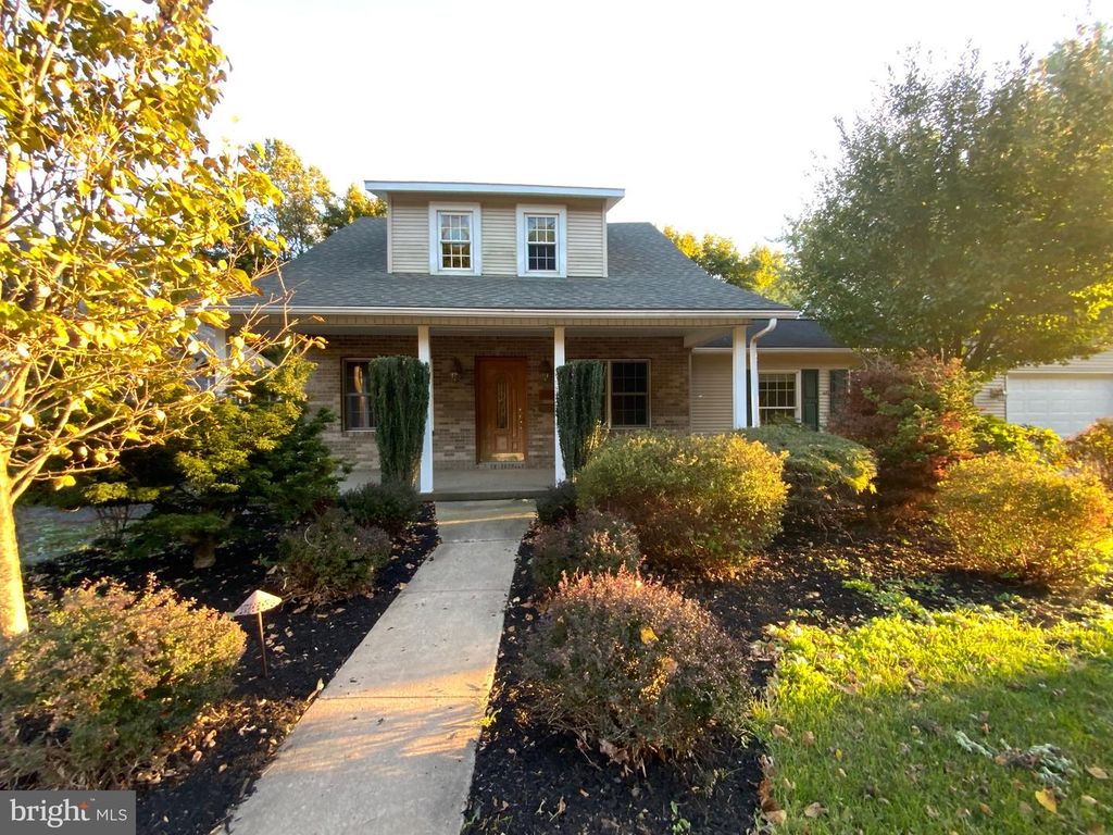 1100 CENTER ST, Coal Township, PA 17866