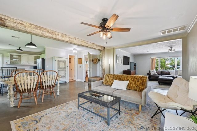 14223 N Memorial Drive, Collinsville, OK 74021