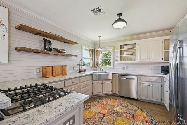 14223 N Memorial Drive, Collinsville, OK 74021