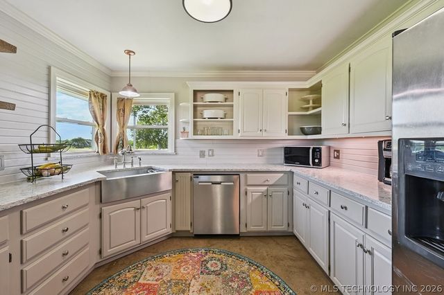 14223 N Memorial Drive, Collinsville, OK 74021