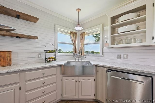 14223 N Memorial Drive, Collinsville, OK 74021