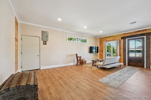 14223 N Memorial Drive, Collinsville, OK 74021