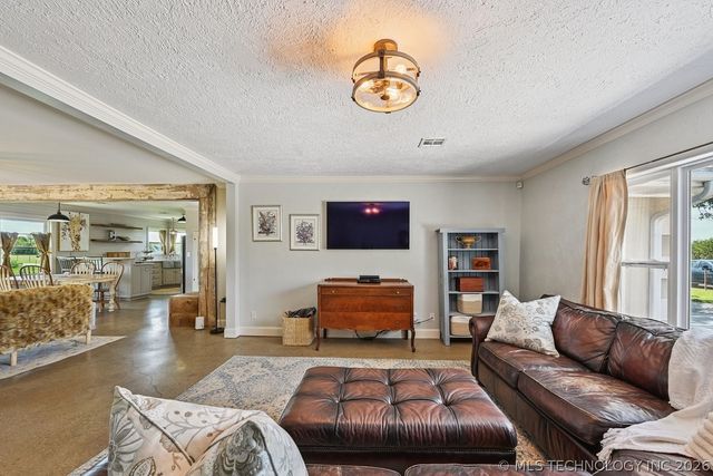 14223 N Memorial Drive, Collinsville, OK 74021