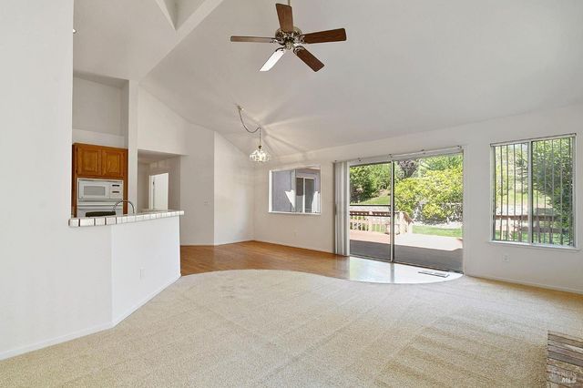 2988 Rustle Ct, Fairfield, CA 94534