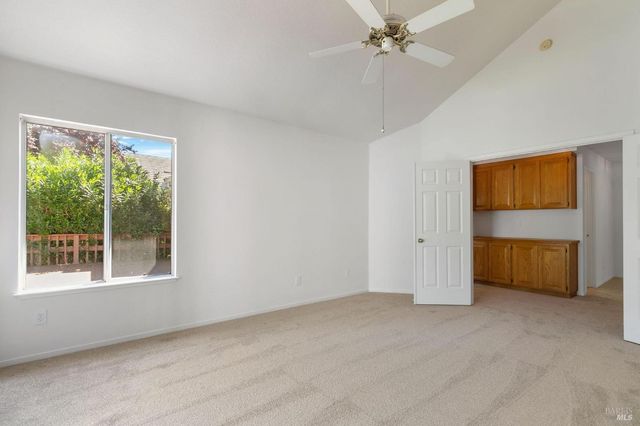 2988 Rustle Ct, Fairfield, CA 94534