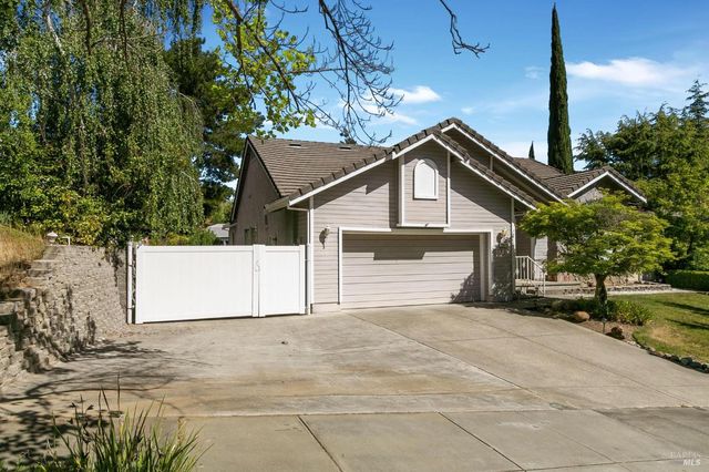 2988 Rustle Ct, Fairfield, CA 94534