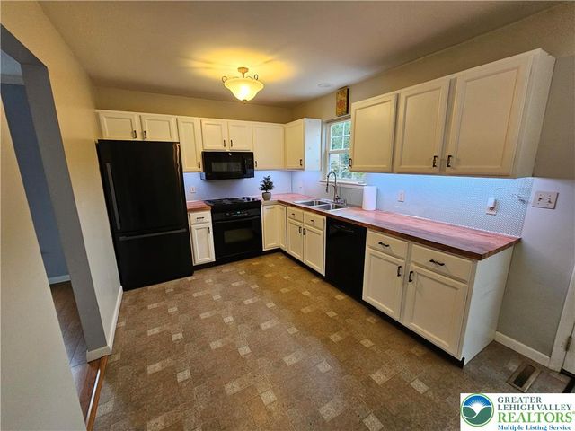 656 Furnace Street, Emmaus Boro, PA 18049