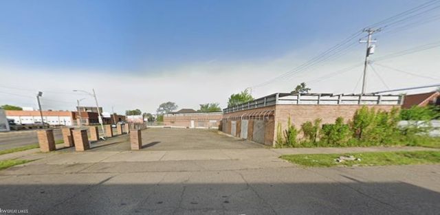 15321 Harper Avenue, Detroit, MI 48224