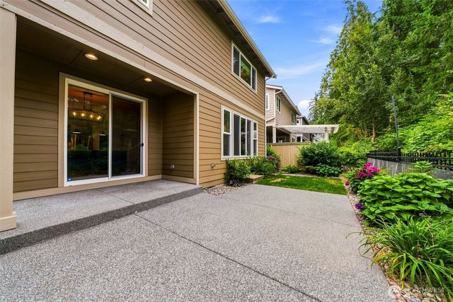 4327 Dudley Drive NE, Lacey, WA 98516