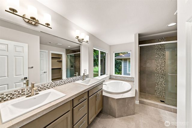 4327 Dudley Drive NE, Lacey, WA 98516