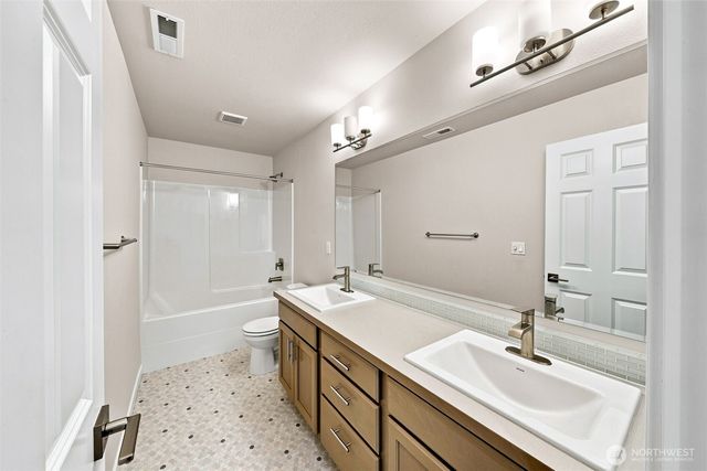 4327 Dudley Drive NE, Lacey, WA 98516