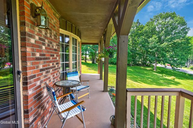 337 Quackenbush Road, Schenectady, NY 12306