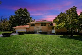 14322 McCarthy Road, Lemont, IL 60439