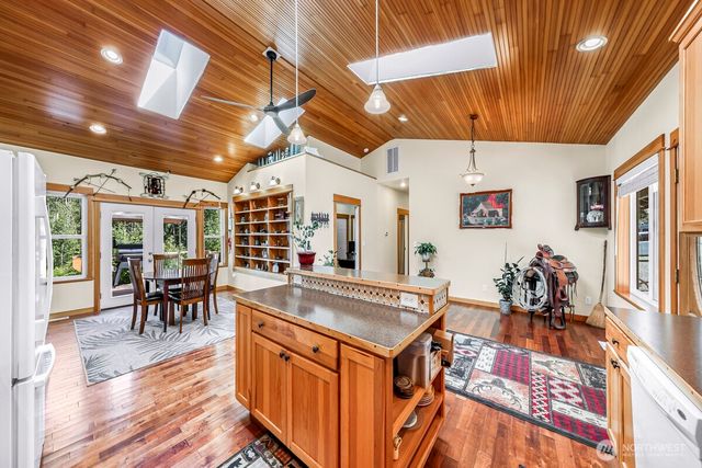 19379 Morton Road, Burlington, WA 98233