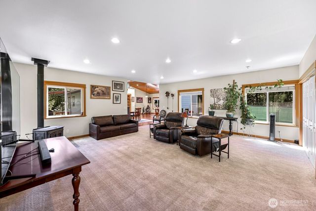 19379 Morton Road, Burlington, WA 98233